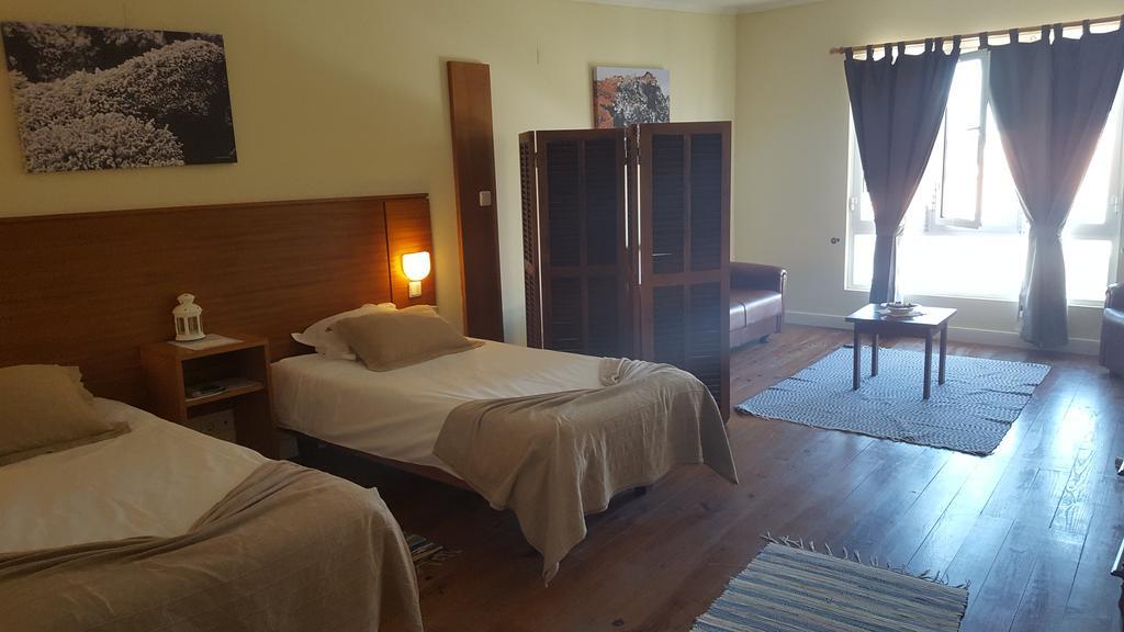 A Casa Do Lado Pensjonat Horta  Zewnętrze zdjęcie